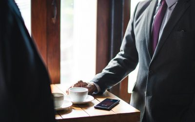 ¿Cómo testificar a mis compañeros de trabajo?